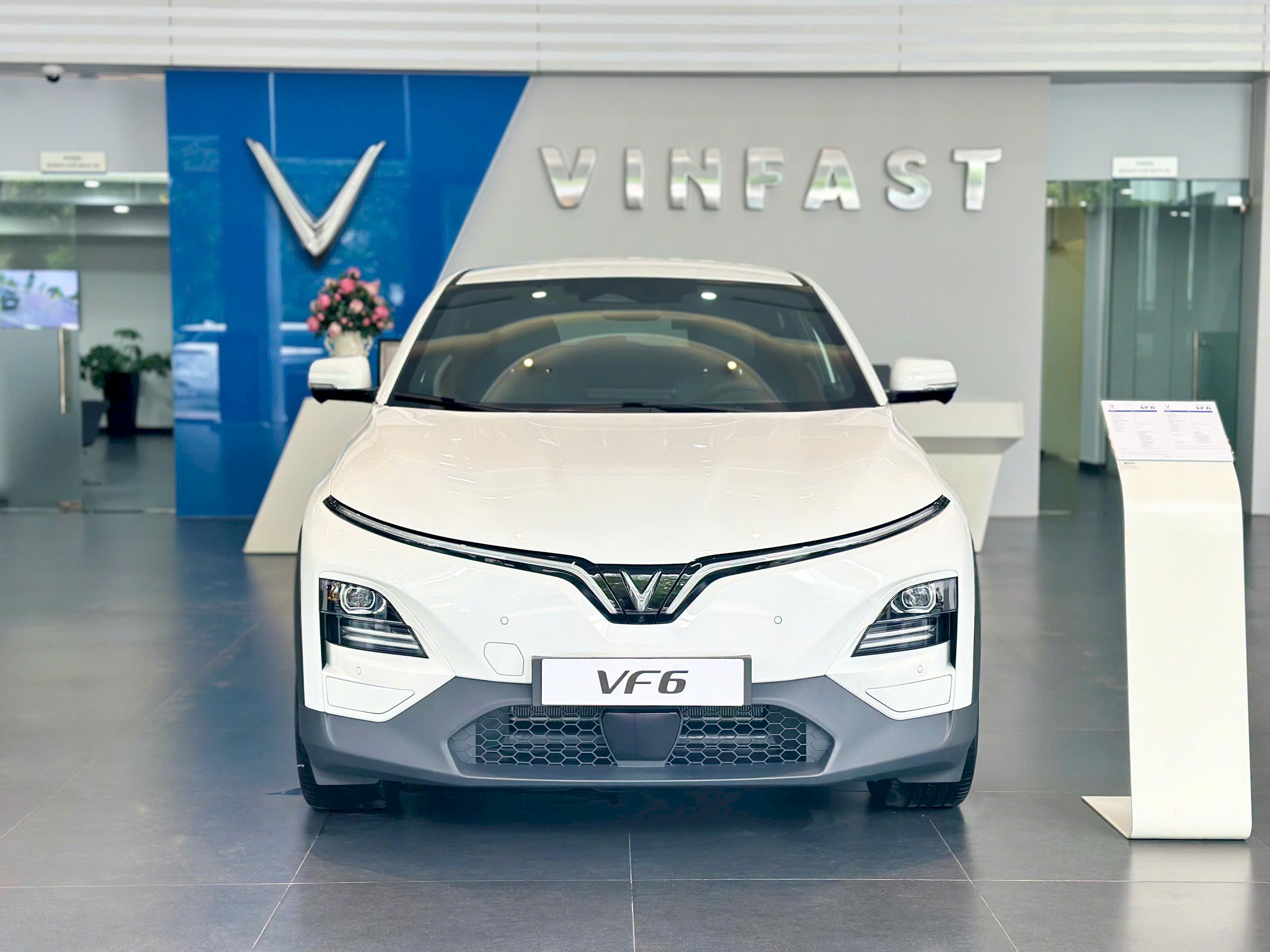 Giá lăn bánh VinFast VF6 tại Hà Nội và các tỉnh– VinFast Long Biên