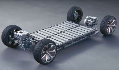 Pin Ô Tô Điện VinFast Dùng Được Bao Lâu? Giải Đáp Chi Tiết Từ A-Z Cho Người Mua Xe